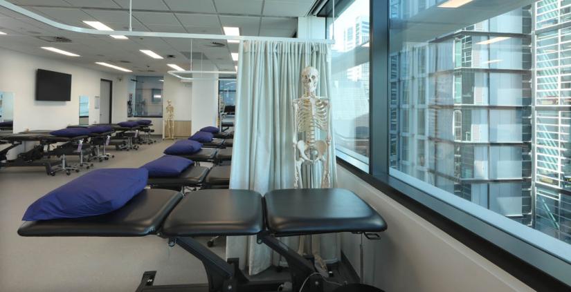 physiotherapy plinth room