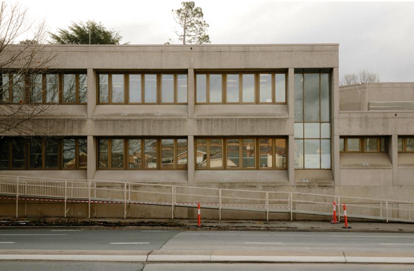 Uninspired grey concrete courthouse