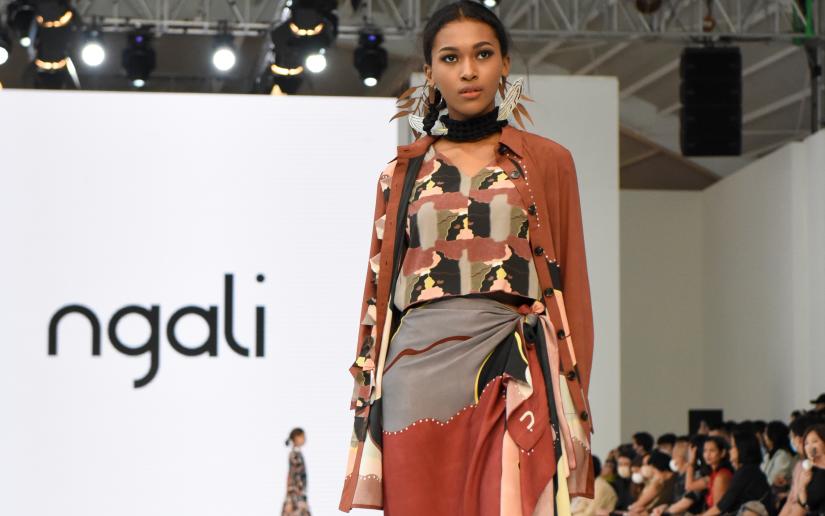 a design by Denni Francisco shown as part of an Australian Designers Showcase at Jakarta Fashion Week in October 2022