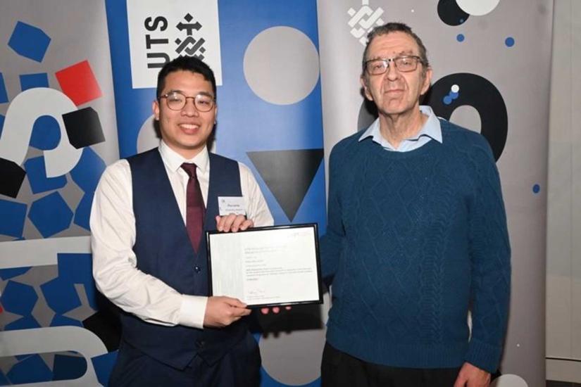 Poa Yin Leung, recipient of the 2023 Katoomba Parke Scholarship, with Dr Paul Adler. 