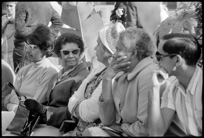 Speakers including First Nations women at an Aboriginal Rights Referendum Rally in Wynyard Park, May 1967. Mitchell Library, State Library of New South Wales and Courtesy SEARCH Foundation, CC BY 4.0