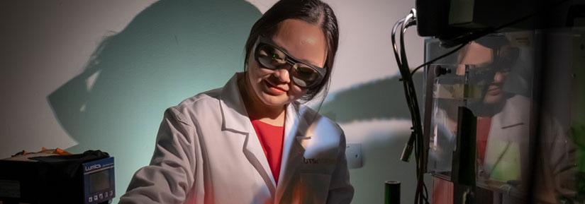 Jiajia Zhou in the lab