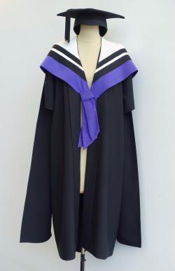 Share 143+ graduation gown singapore latest